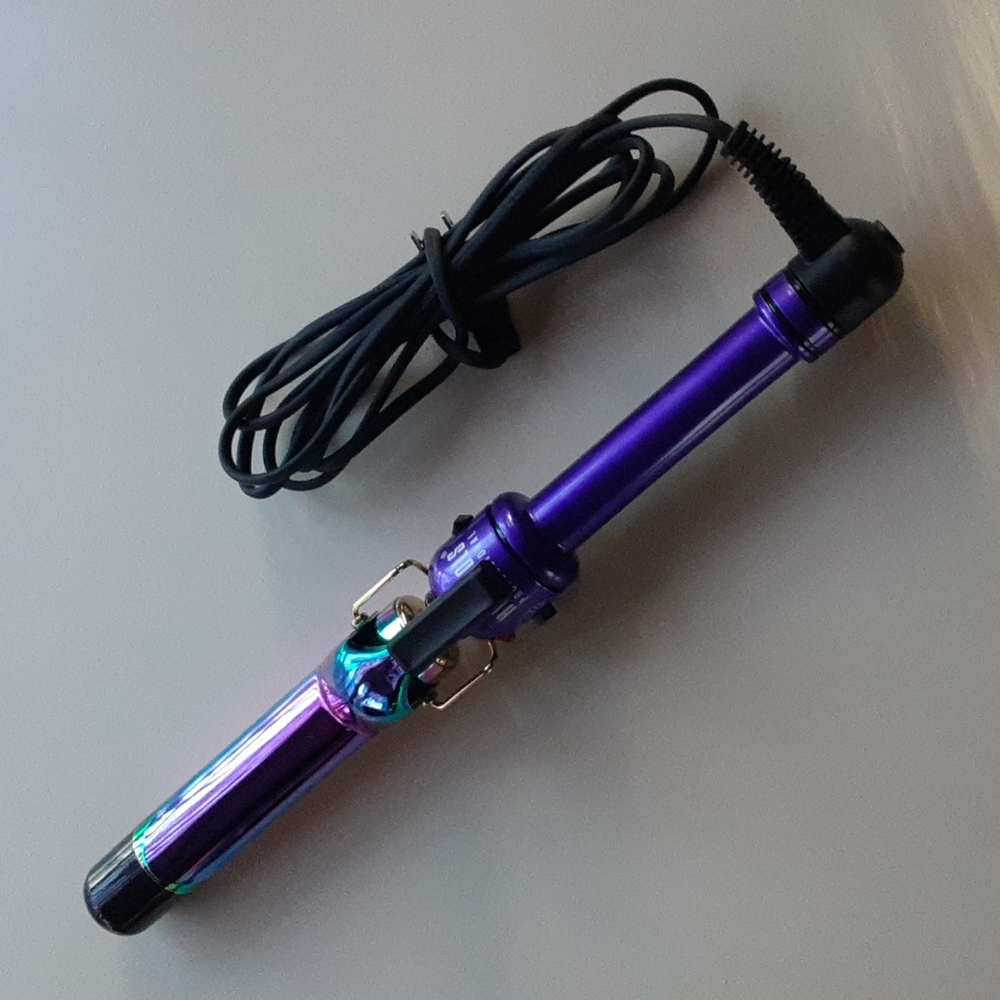 Hot Tools pro curling iron